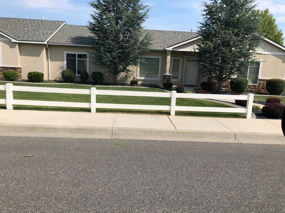 Top-rated lawn care service in Pasco, WA - Garlar Landscaping & Maintenance