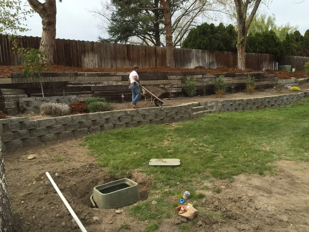 Professional yard cleanup service in Pasco, WA - Garlar Landscaping & Maintenance