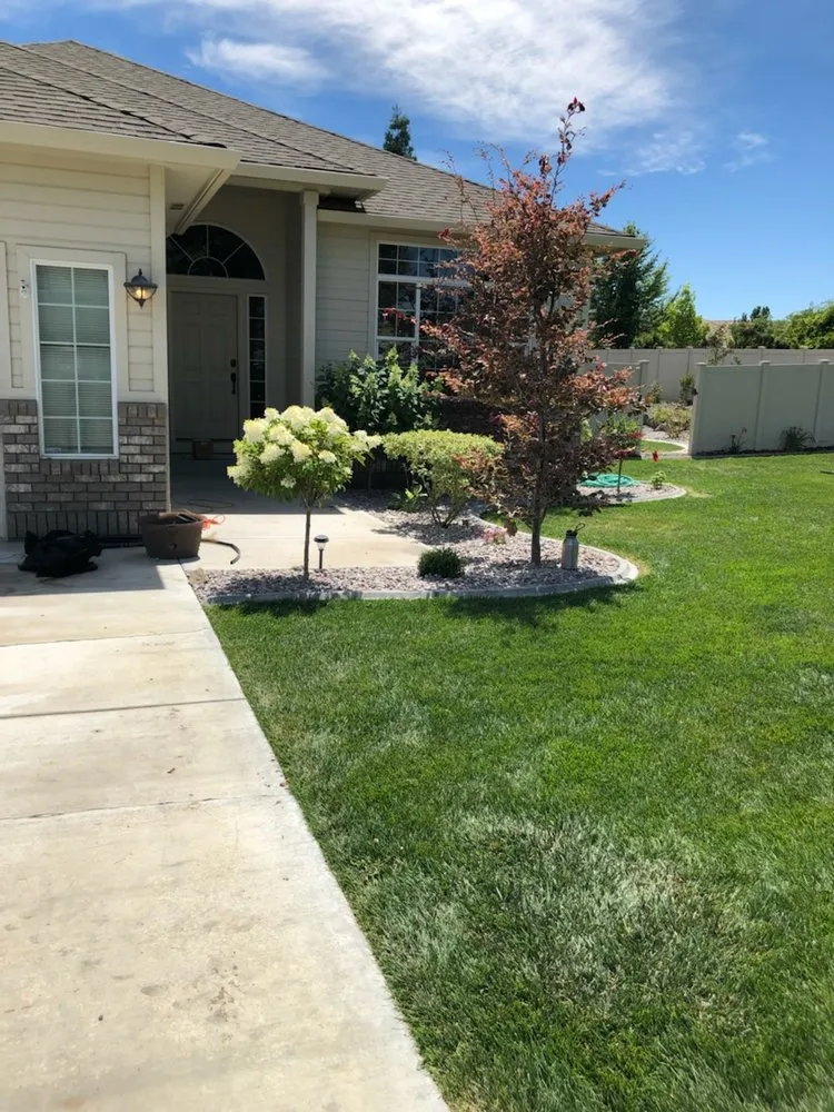 Custom lawn mowing service for outdoor upgrades across Pasco, WA - Garlar Landscaping & Maintenance