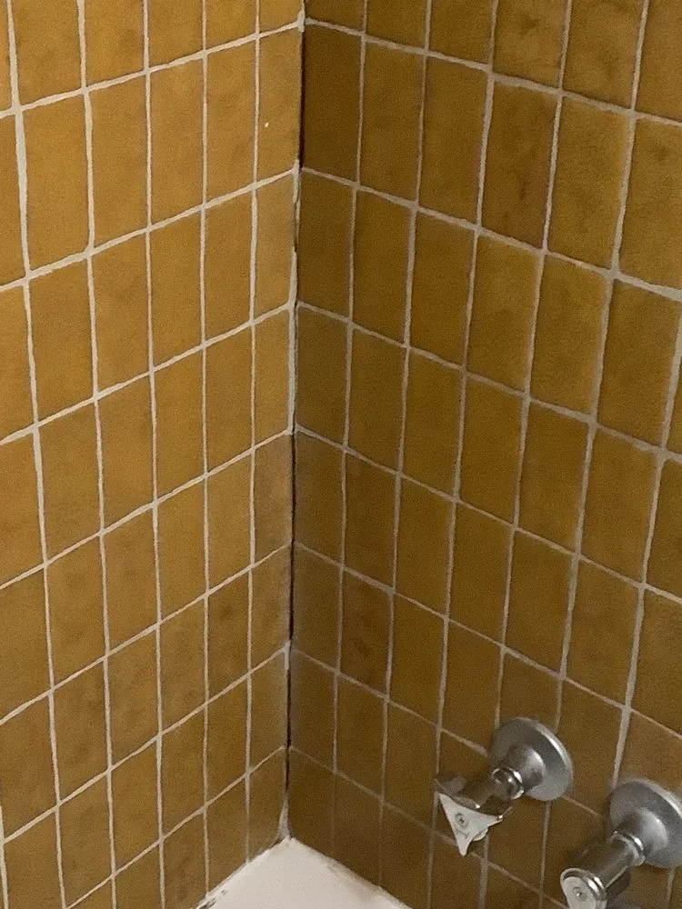 Local lawn mowing service experts serving Sterling Heights, MI - Garlic Landscaping