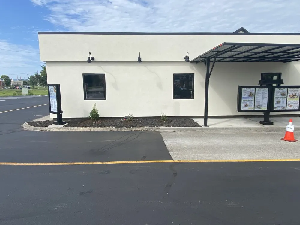 Reliable yard maintenance for outdoor upgrades in Oak Ridge, TN by Garner’s landscape