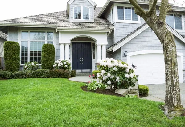 Reliable landscape installation for homes in Garnet Valley, PA by Garnet Valley Farms