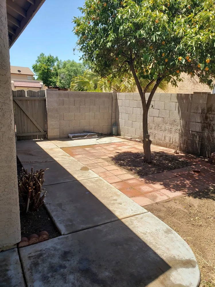 Professional lawn care service in Mesa, AZ - Garnicas Landscaping
