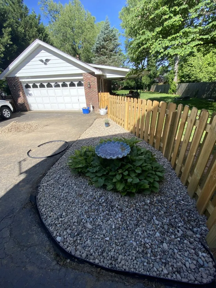 Custom lawn mowing service experts serving Louisville, KY - Garpetti Outdoor Solutions