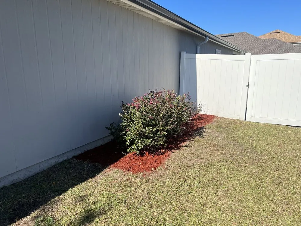 Top-rated yard maintenance for beautiful yards in Middleburg, FL by Garrett Smith's Lawn Services