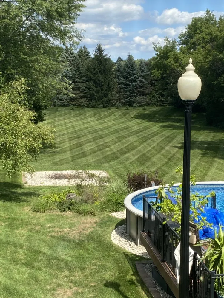 Top-rated garden landscaping experts serving Mukwonago, WI - Garrett’s Grass Services