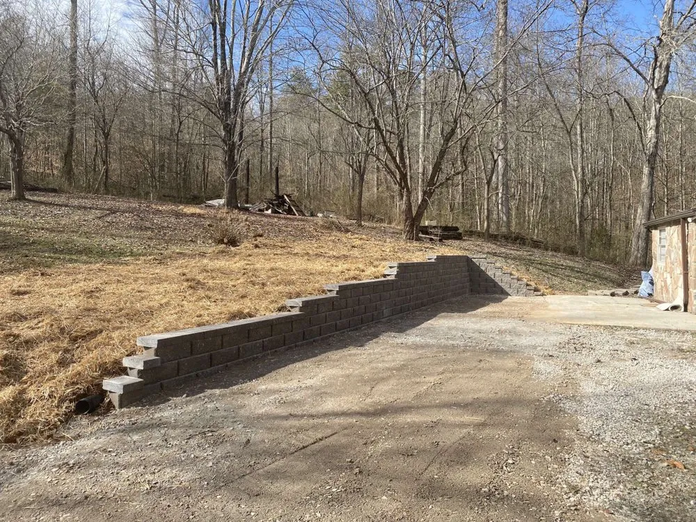 Custom yard maintenance for beautiful yards in Powell, TN by Garrett's Lawn And Landscape