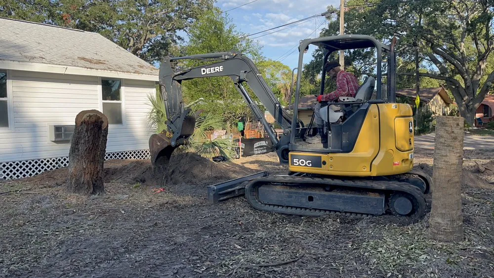 Affordable residential landscaping for year-round maintenance in Saint Petersburg, FL by Garrett's Lawn Care & Tree