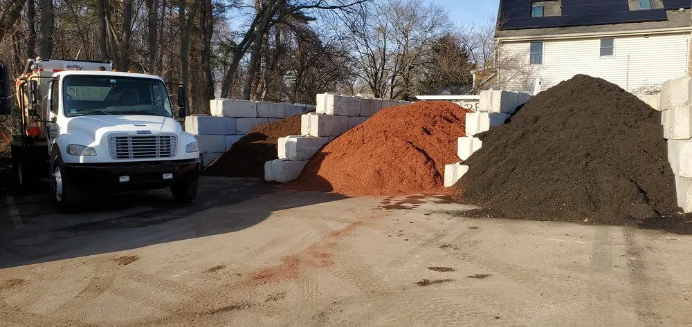 Professional yard cleanup service in Wilmington, MA - Garrick-Santo Landscape Co.