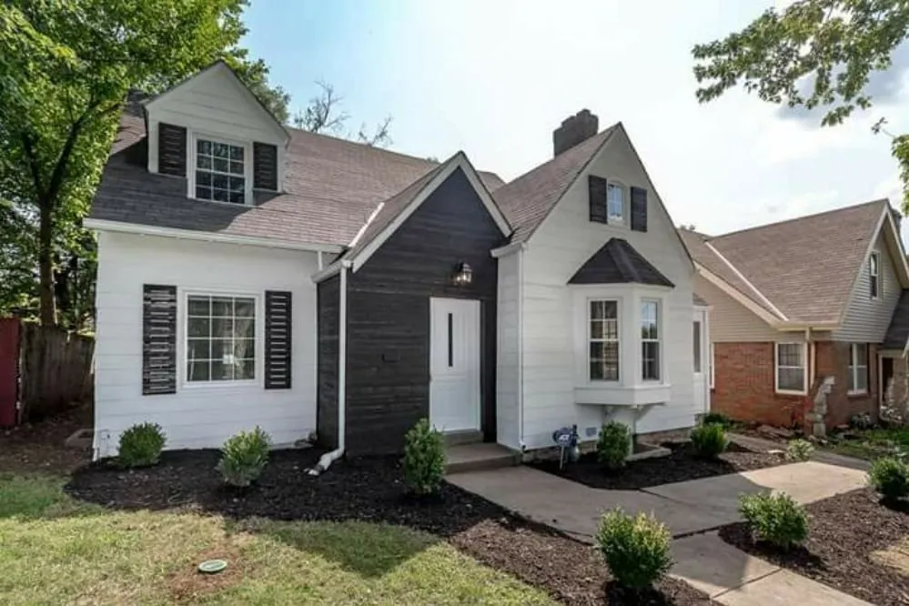 Expert lawn care service in Independence, MO - Garrison Lawn & Landscape