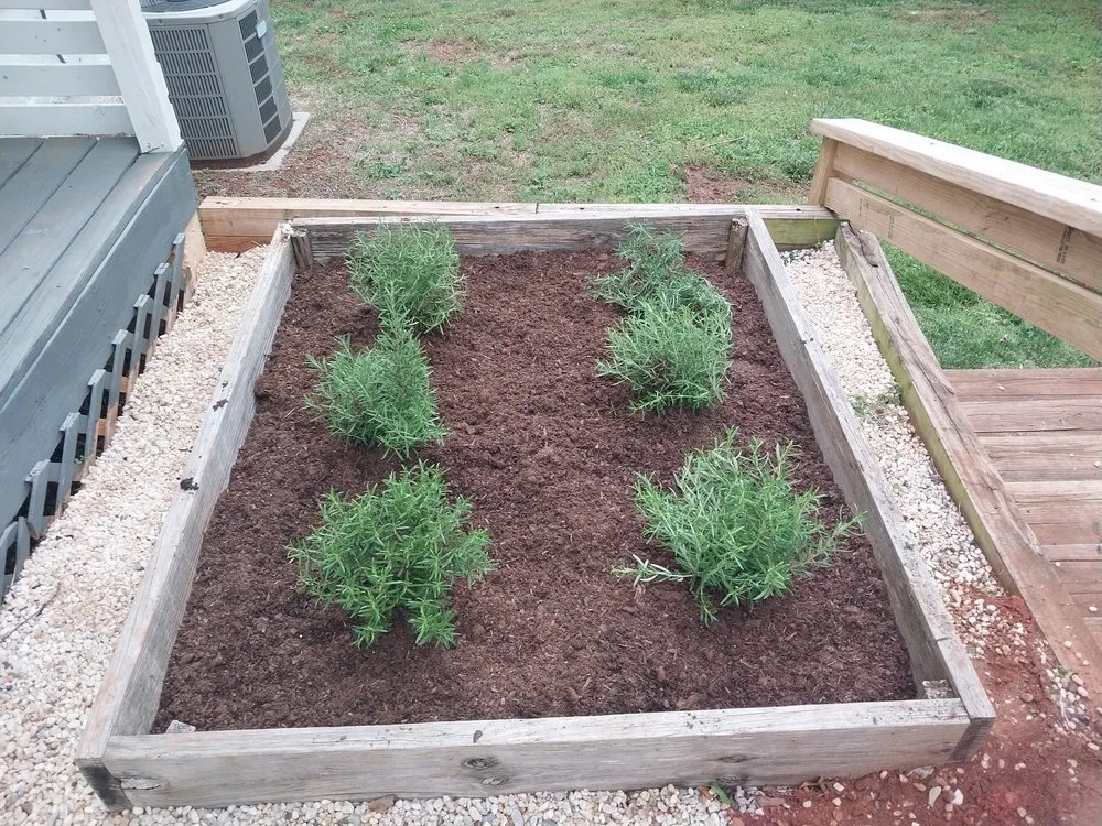 Affordable yard cleanup service experts serving Crozet, VA - Garrisons Landscaping