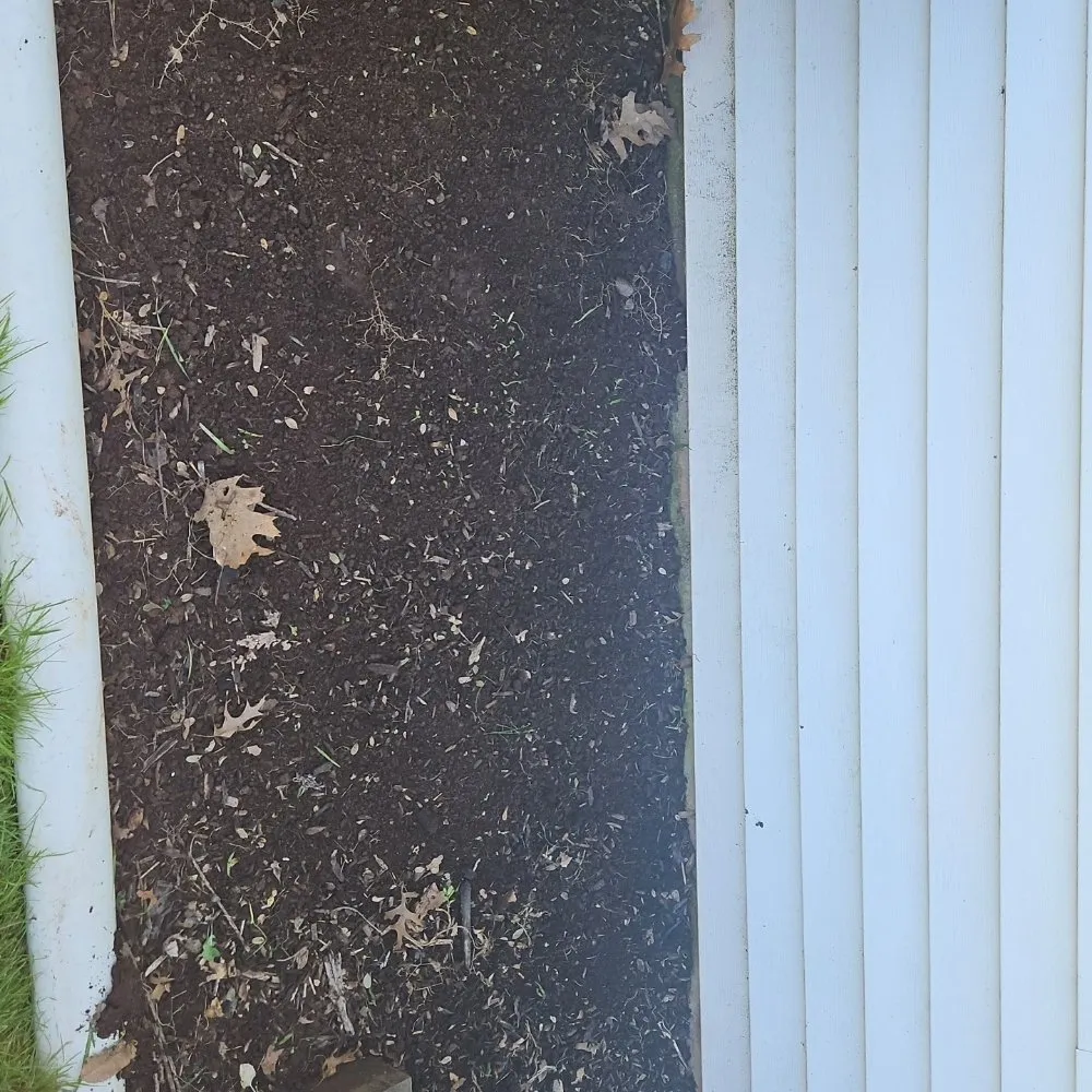 Top-rated yard cleanup service experts serving Wallingford, CT - Garrys Landscaping