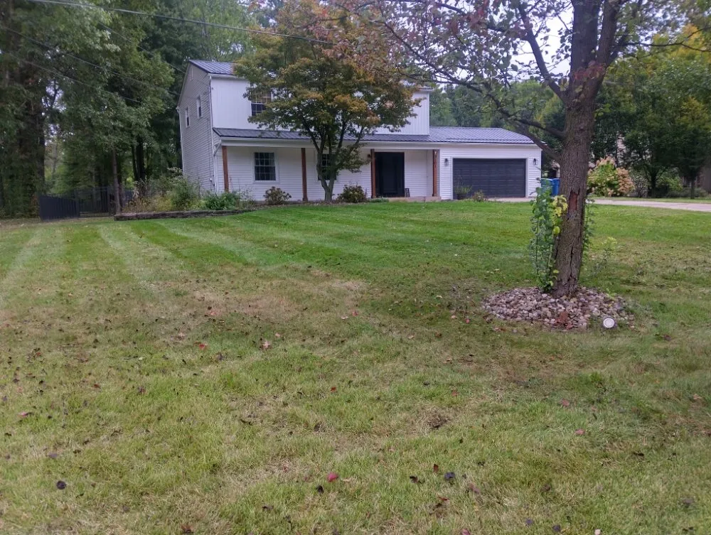 Expert yard maintenance near you across Newton Falls, OH - Garvey's Great Cuts