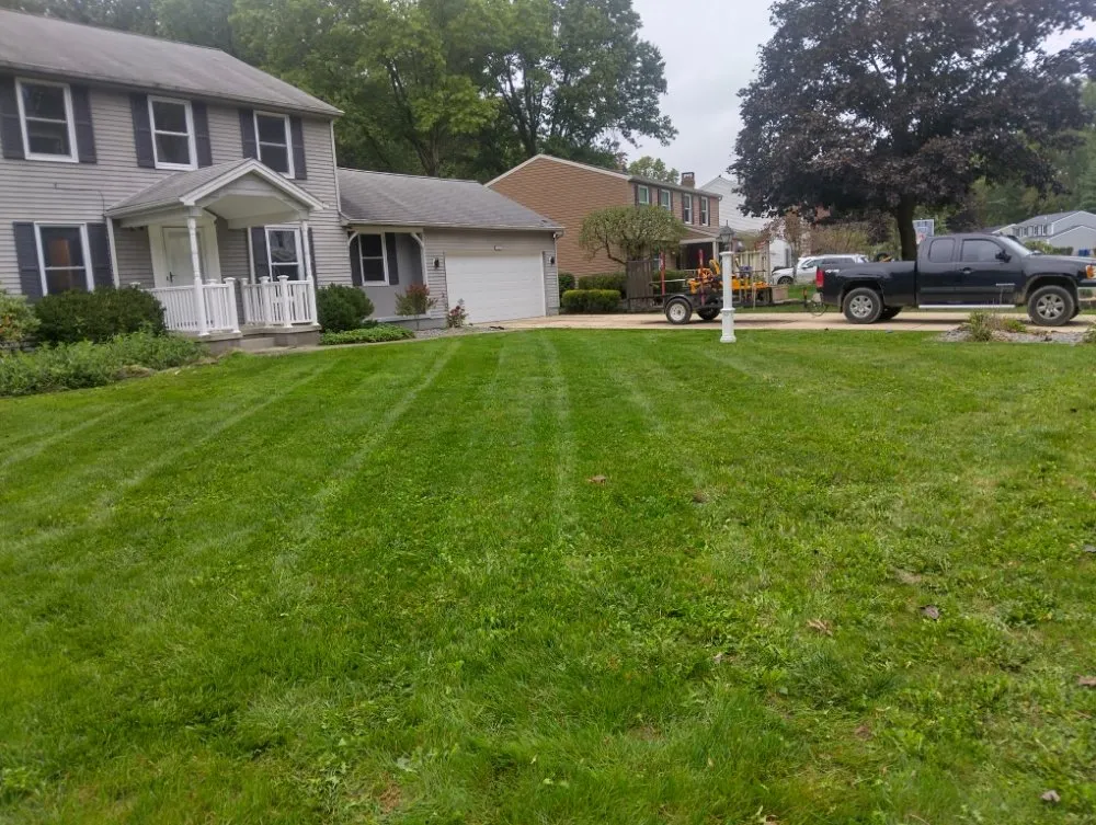 Expert yard maintenance experts serving Newton Falls, OH - Garvey's Great Cuts