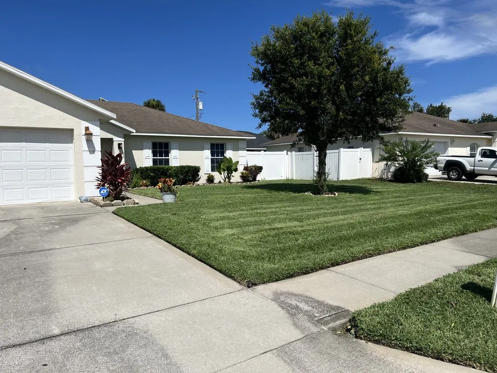 Expert outdoor landscaping for year-round maintenance in Daytona Beach, FL by Garvin’s Lawn Service