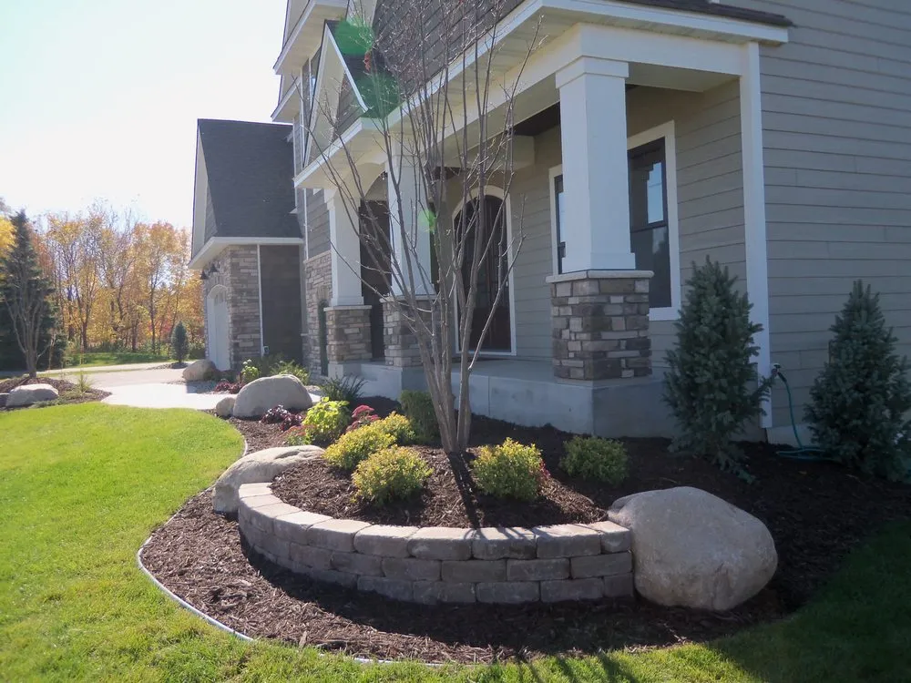 Expert garden landscaping in Ham Lake, MN - Gary Anderson Landscaping