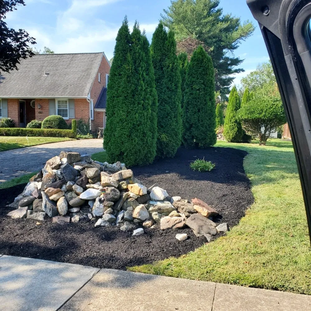 Top-rated yard cleanup service in Secane, PA by Gary Hadden Landscaping