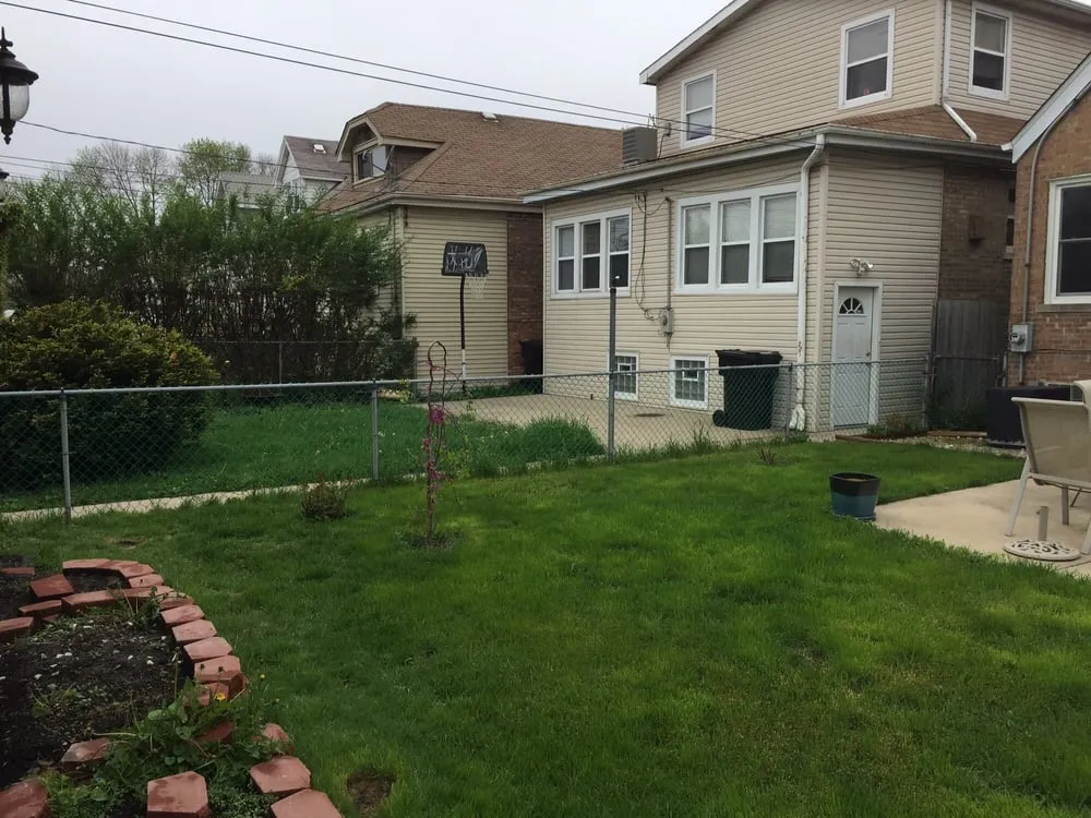 Reliable yard maintenance near you across Chicago, IL - Gary Herbert Associates