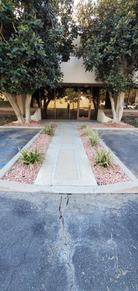 Top-rated landscaping services with custom design across Manhattan Beach, CA - Gary stevents landscape