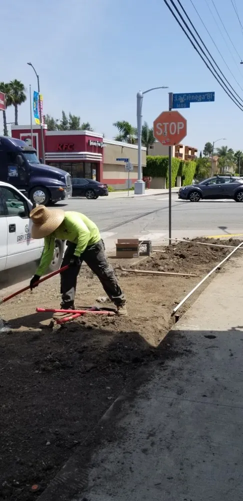 Custom landscape design near you in Manhattan Beach, CA by Gary stevents landscape