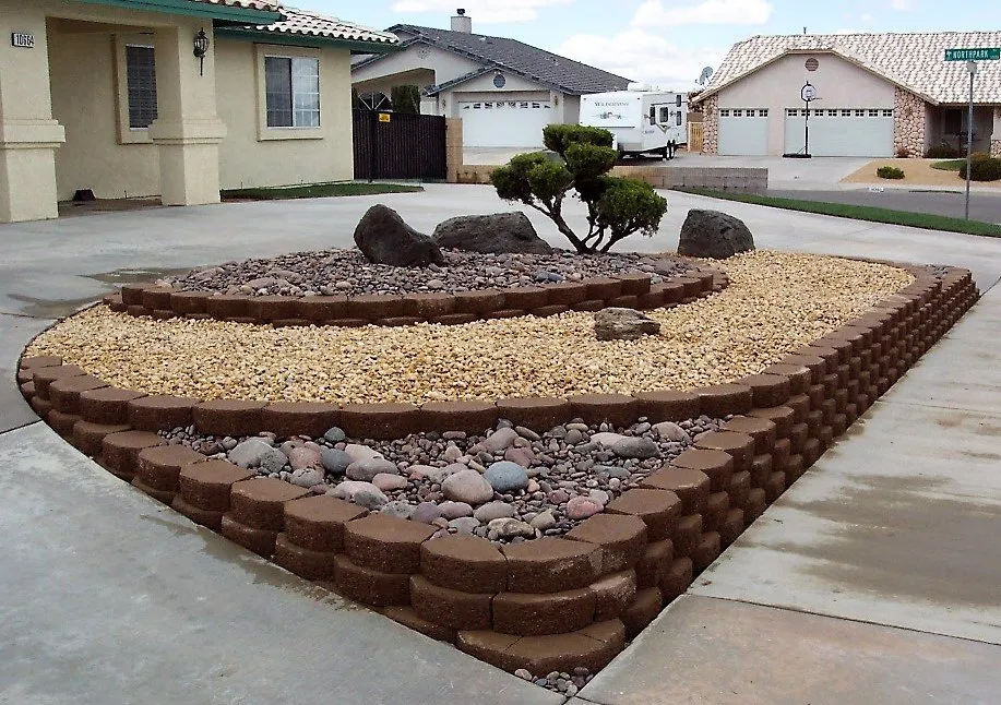 Custom lawn care service experts serving Victorville, CA - Gary Swank Landscaping