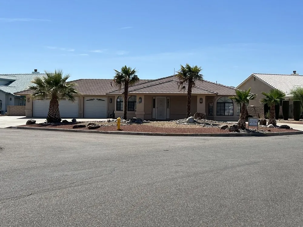 Top-rated lawn care service in Victorville, CA by Gary Swank Landscaping