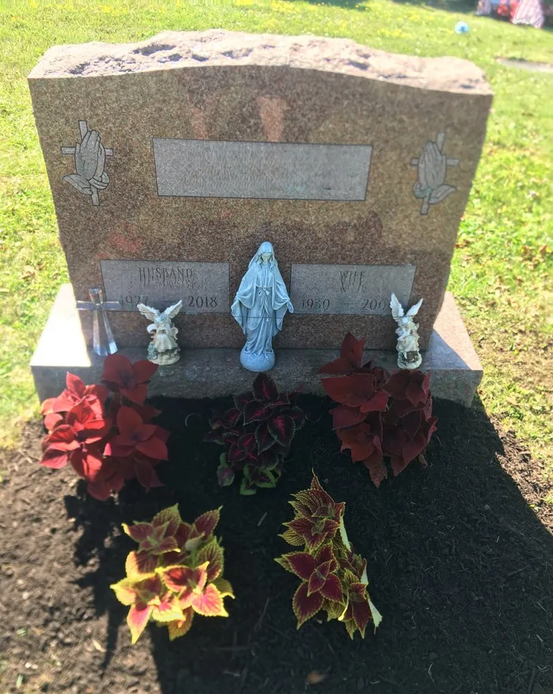 Reliable garden landscaping for beautiful yards across Syracuse, NY - Gary's Edge