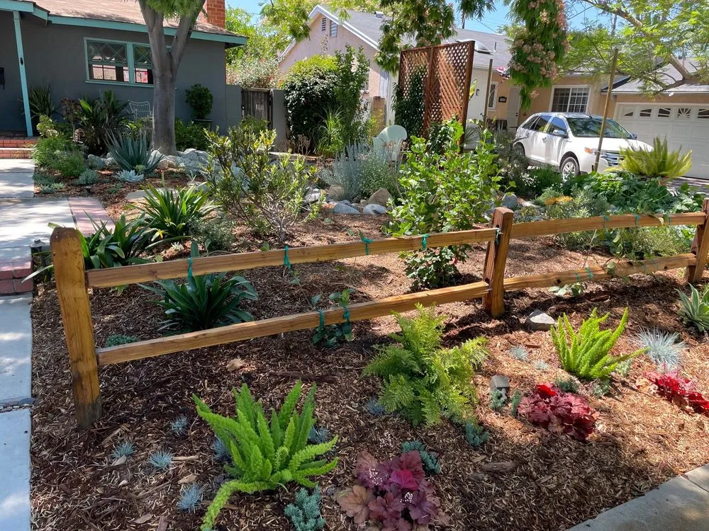 Trusted lawn care service near you in Los Angeles, CA by Gary's Greenery