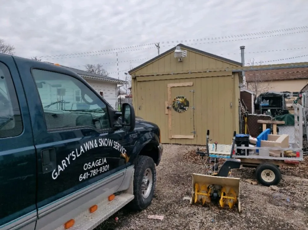 Custom lawn mowing service experts serving Osage, IA - Gary's Lawn Mowing & Snow-Blowing Service