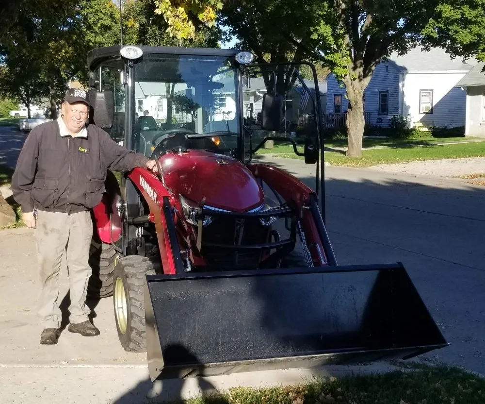 Custom lawn care service for beautiful yards in Osage, IA by Gary's Lawn Mowing & Snow-Blowing Service
