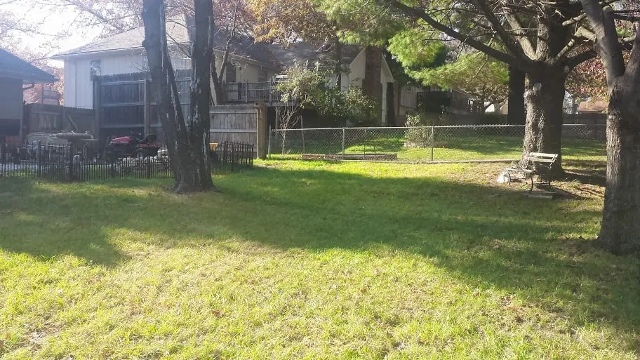 Reliable yard cleanup service in Kansas City, MO - Gary's Lawn Service, LLC