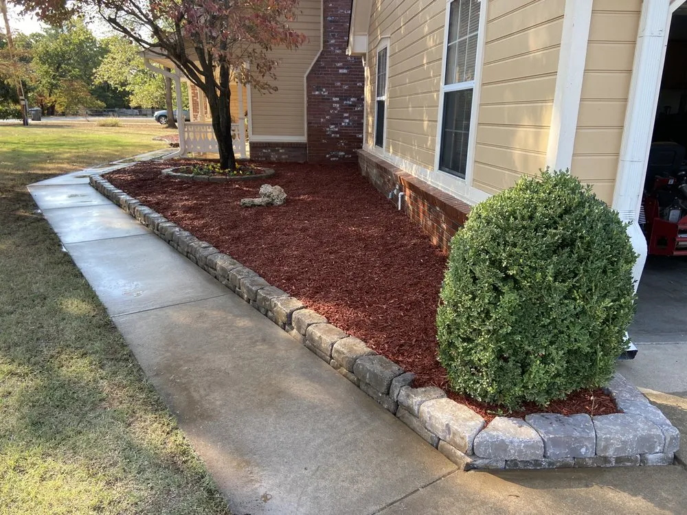 Trusted lawn mowing service experts serving Claremore, OK - Gary’s Outdoor Living