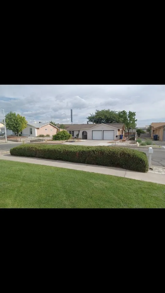 Top-rated lawn care service for outdoor upgrades across Rio Rancho, NM - Gary's Tree and Yard Services