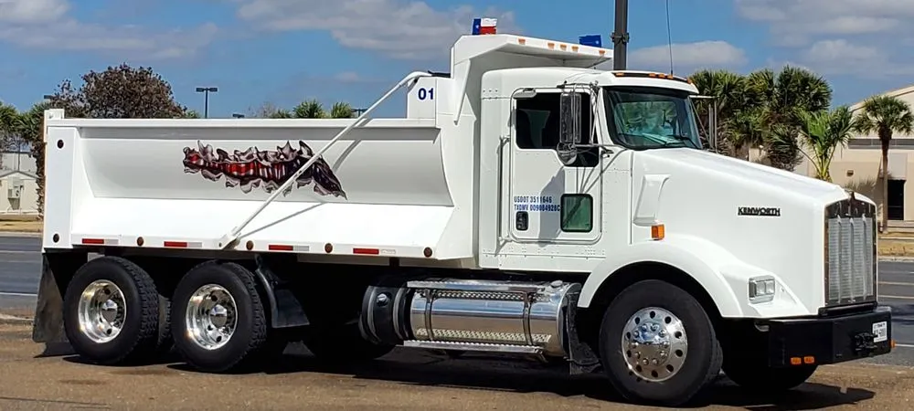 Local outdoor landscaping experts serving Weslaco, TX - Garza Trucking