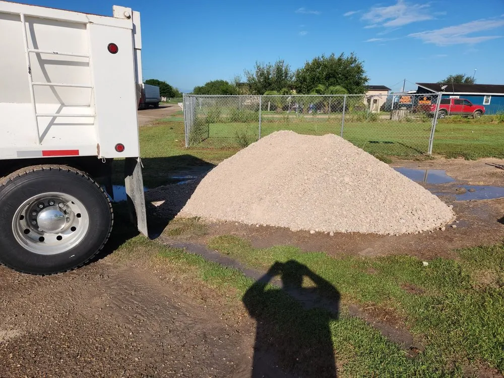 Reliable outdoor landscaping in Weslaco, TX - Garza Trucking