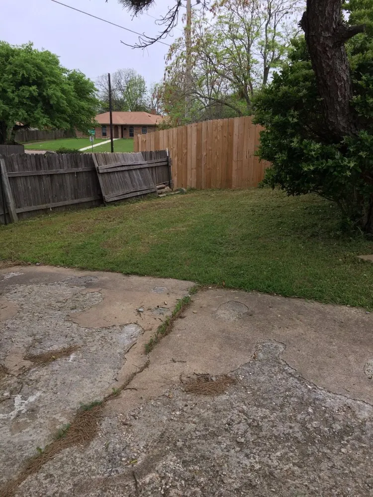 Affordable landscaping services in Grand Prairie, TX by Garza’s lawn care