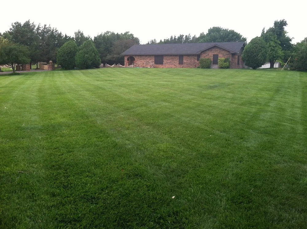 Top-rated yard maintenance in Liberal, KS by GAS Lawn Pros