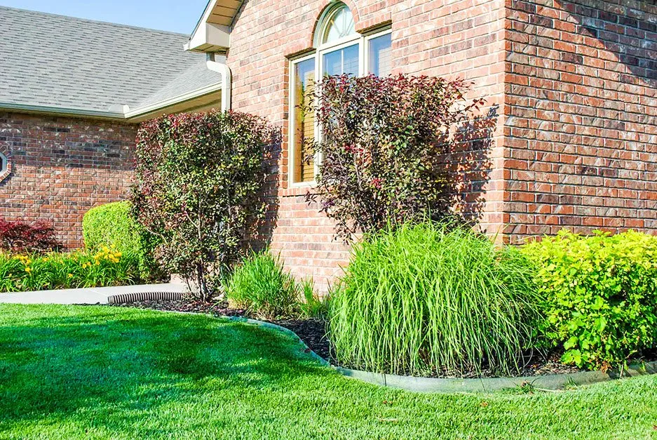 Custom lawn mowing service for beautiful yards across Liberal, KS - GAS Lawn Pros