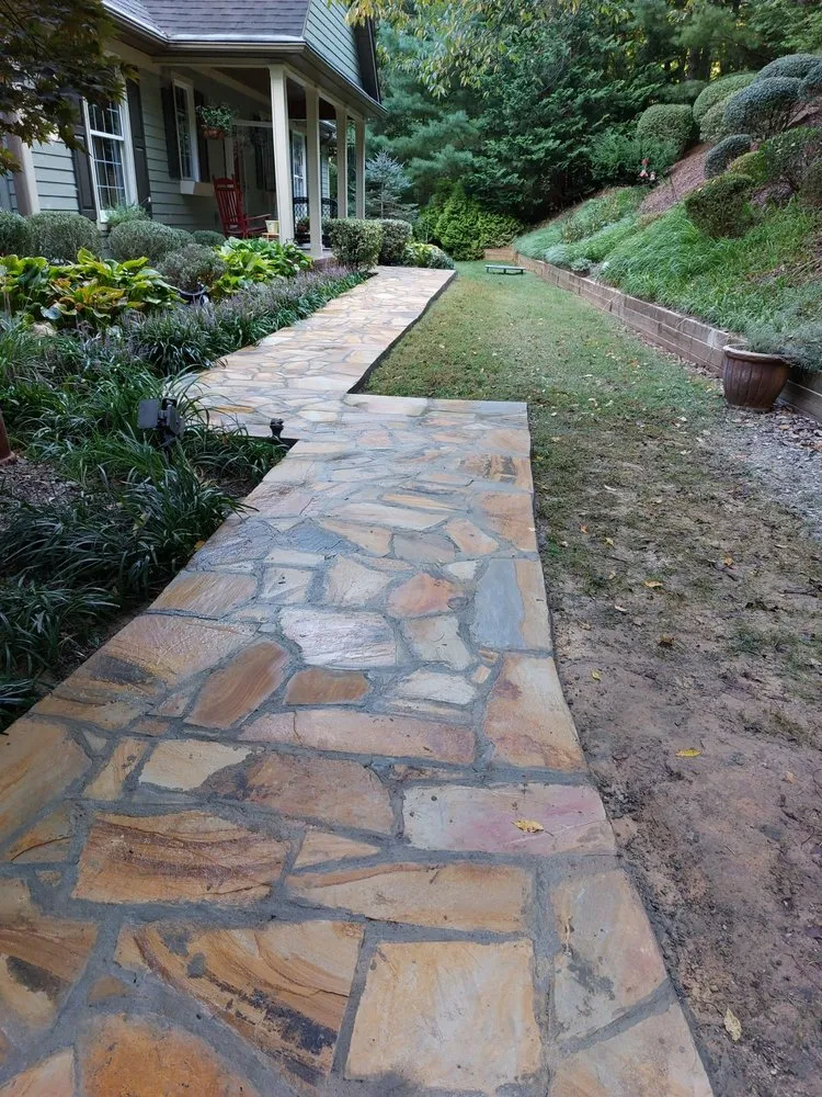 Local lawn care service in Biltmore Forest, NC - Gaspar Correa Landscaping