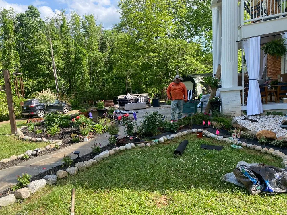 Top-rated yard cleanup service for outdoor upgrades across Biltmore Forest, NC - Gaspar Correa Landscaping