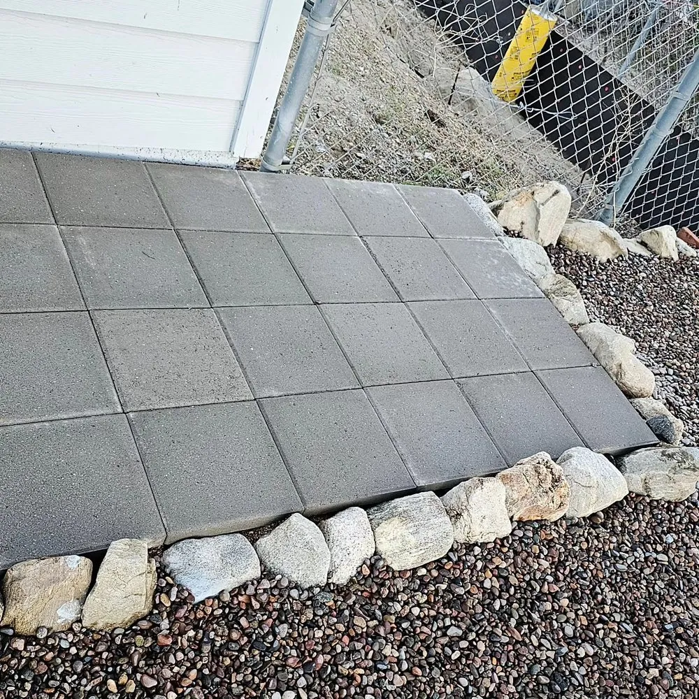 Custom garden landscaping in Moreno Valley, CA by Gaspar Landscaping