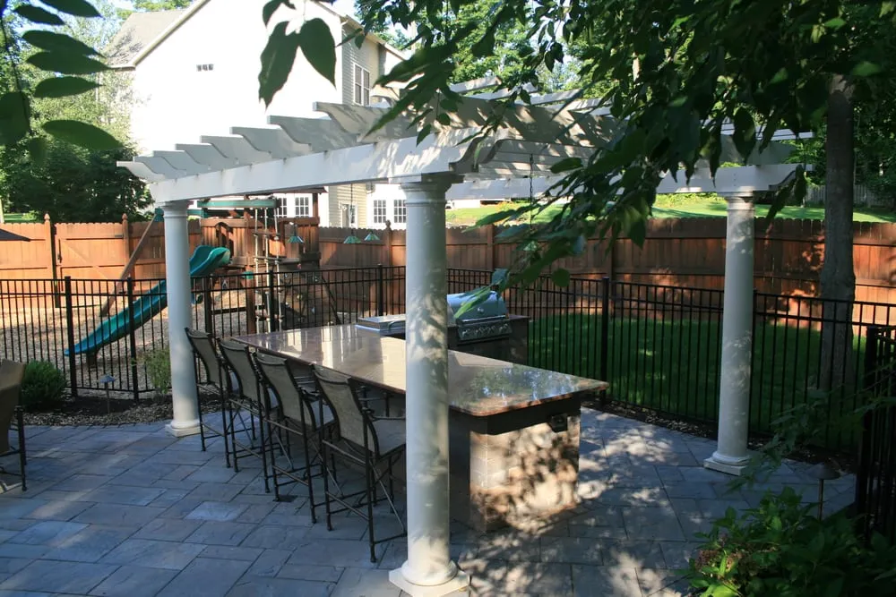 Reliable yard cleanup service experts serving Camillus, NY - Gasparini Landscaping Company