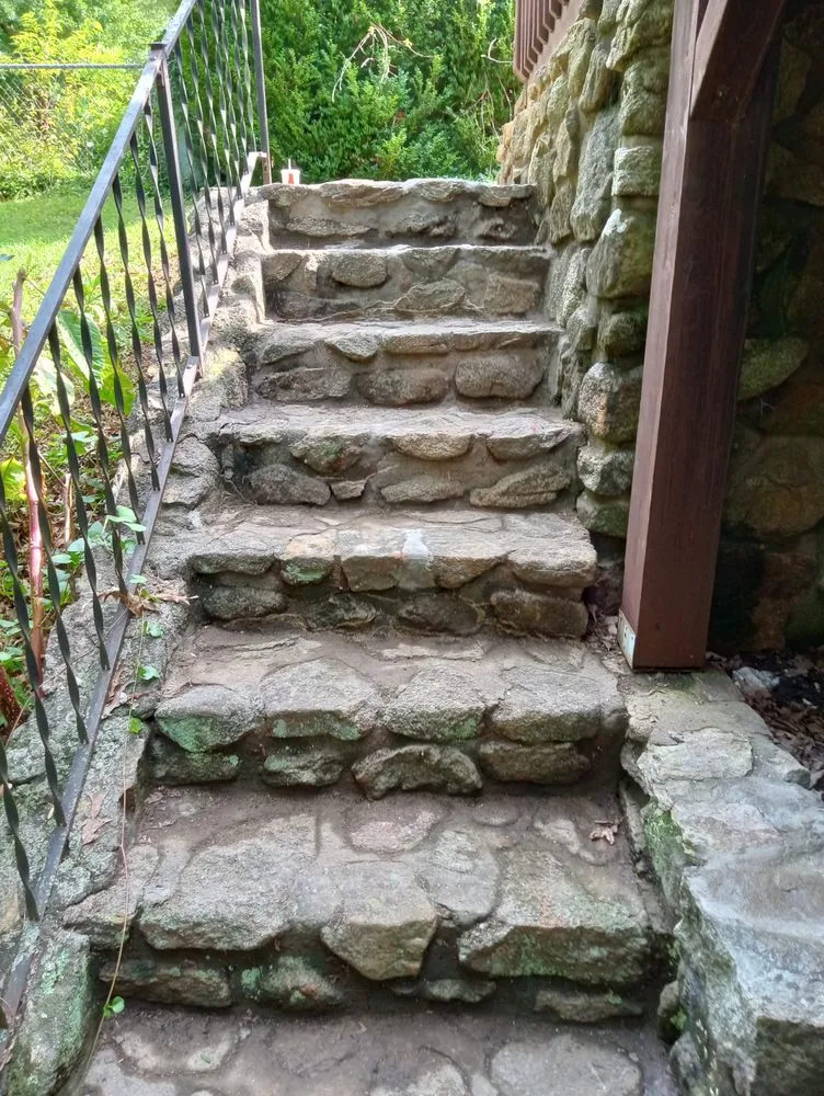 Trusted landscaping services for beautiful yards across Madison Heights, VA - G.A.T. Masonry Repair & Restoration And Landscaping