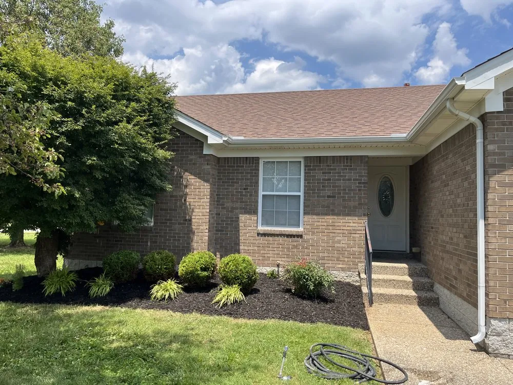 Top-rated landscaping services experts serving Mount Washington, KY - Gates Lawn & Landscaping