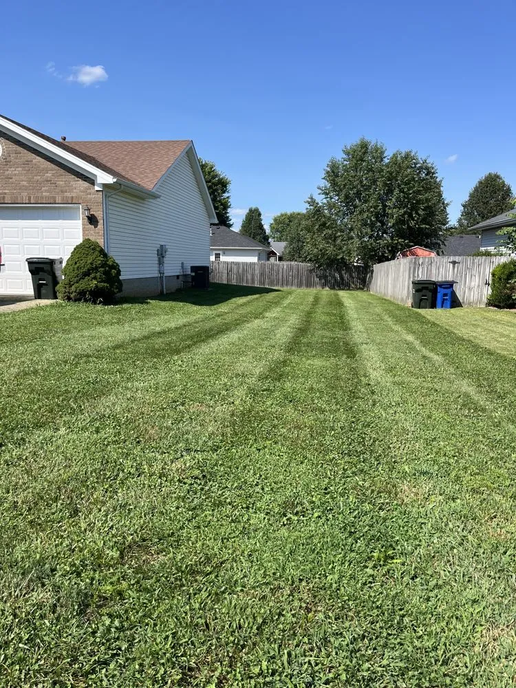 Trusted yard maintenance for beautiful yards across Mount Washington, KY - Gates Lawn & Landscaping