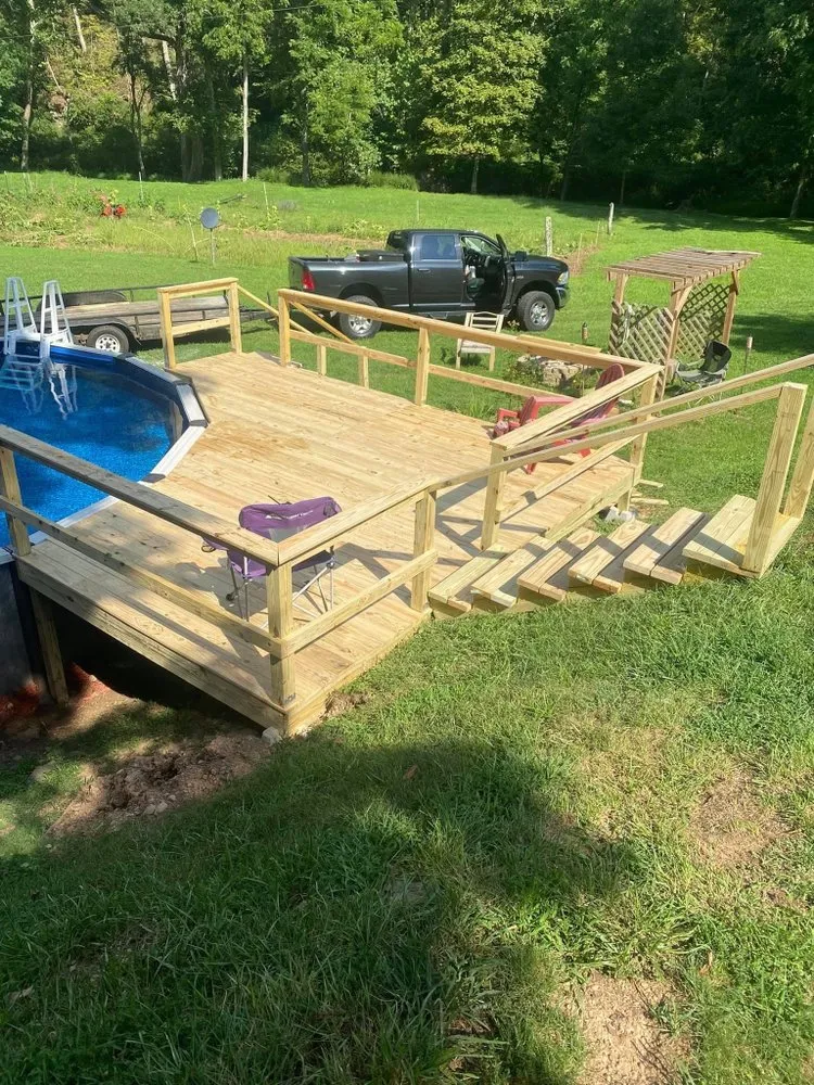 Custom outdoor landscaping in Charleston, WV - Gateway Contracting