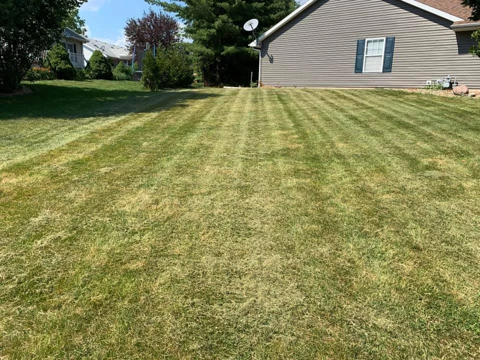 Local landscape installation experts serving Champaign, IL - Gatewood's Lawn Service
