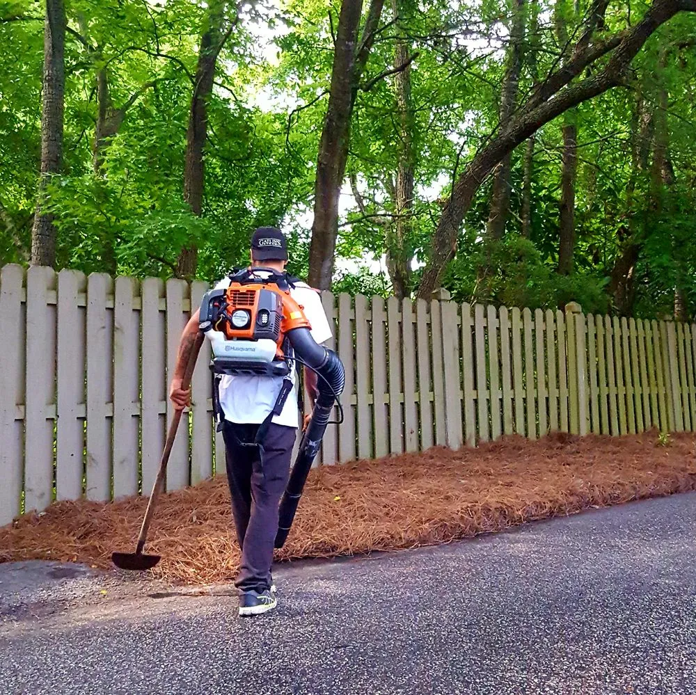 Expert yard maintenance in Leland, NC - Gatlin's Straw