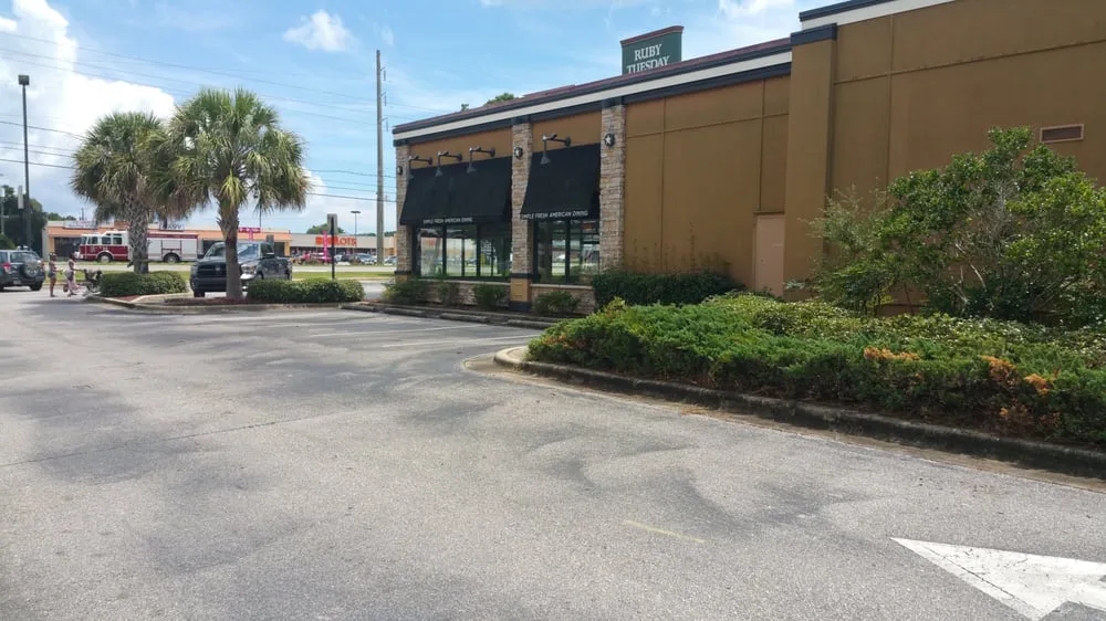 Affordable lawn care service in Pensacola, FL by Gator Grass