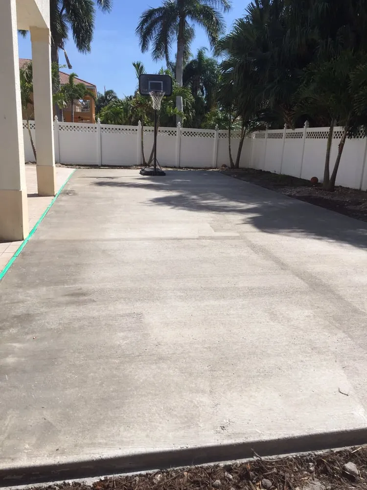 Top-rated outdoor landscaping experts serving Boca Raton, FL - Gator Turf